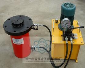 千斤顶怎么加油视频,千斤顶加油操作步骤详解